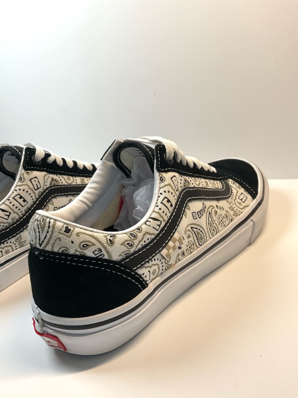 Vans Old Skool x Baker Bandana Black White Men 8 Women 9.5 Skate Shoes - Picture 6 of 10